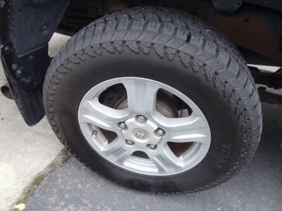 2010 Toyota Tundra Dbl 5.7L V8 6-Spd AT (Natl)
