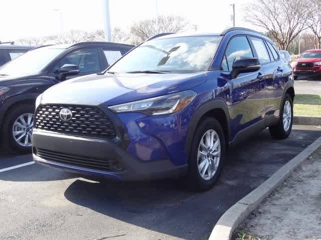 2025 Toyota Corolla Cross LE