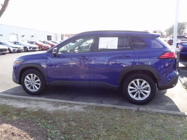 2025 Toyota Corolla Cross LE