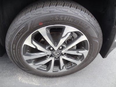 2024 Toyota Corolla Cross XLE