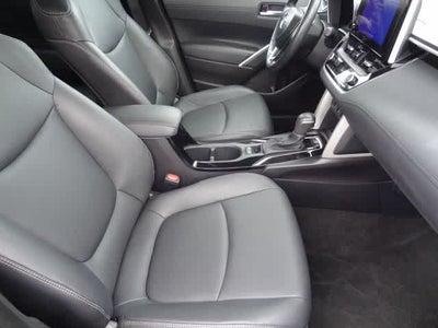 2025 Toyota Corolla Cross XLE