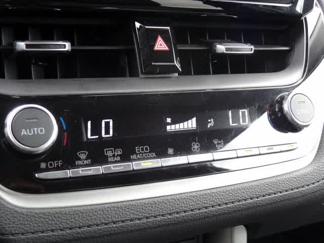 2025 Toyota Corolla Cross XLE