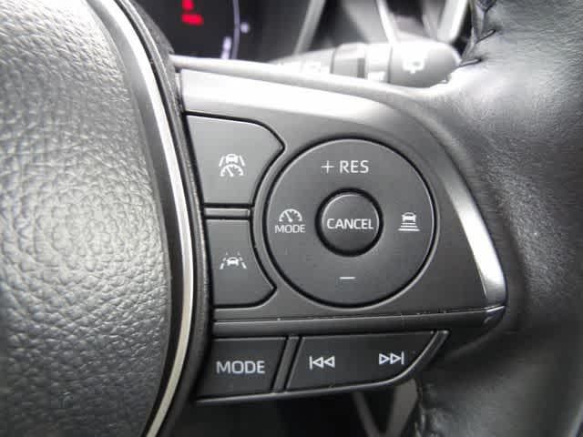 2025 Toyota Corolla Cross XLE