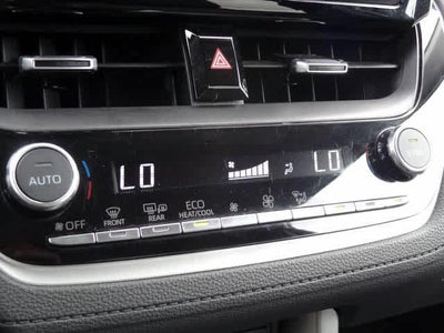 2025 Toyota Corolla Cross XLE