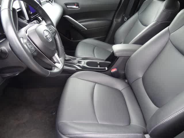 2025 Toyota Corolla Cross XLE