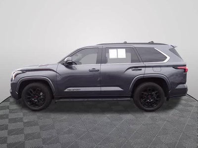 2023 Toyota Sequoia SR5