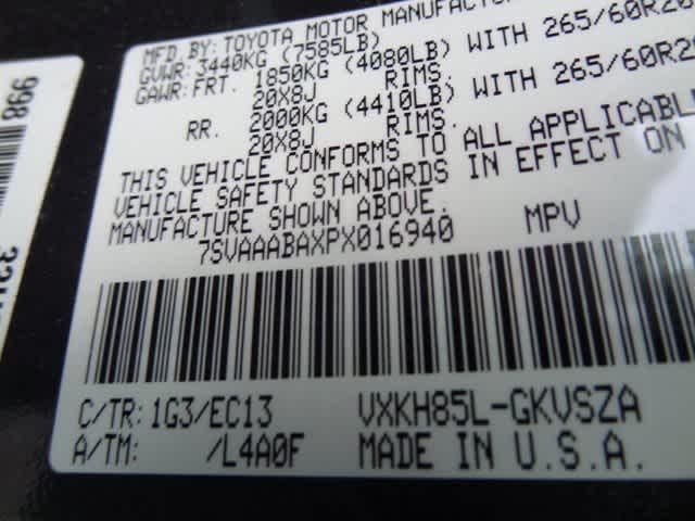 2023 Toyota Sequoia SR5