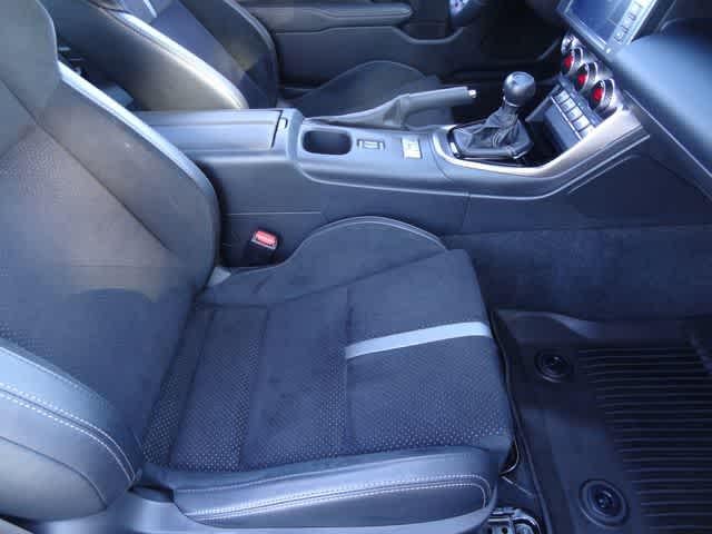 2025 Toyota GR86 Premium