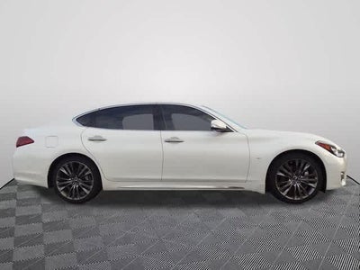 2018 INFINITI Q70L 3.7 LUXE