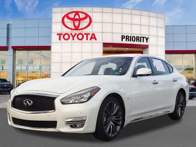 2018 INFINITI Q70L 3.7 LUXE