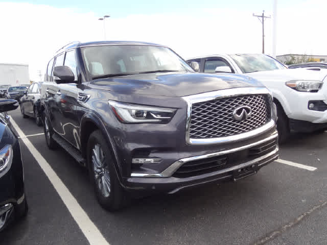 2022 INFINITI QX80 LUXE