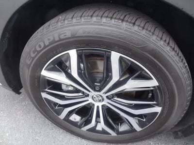 2025 Toyota Crown XLE