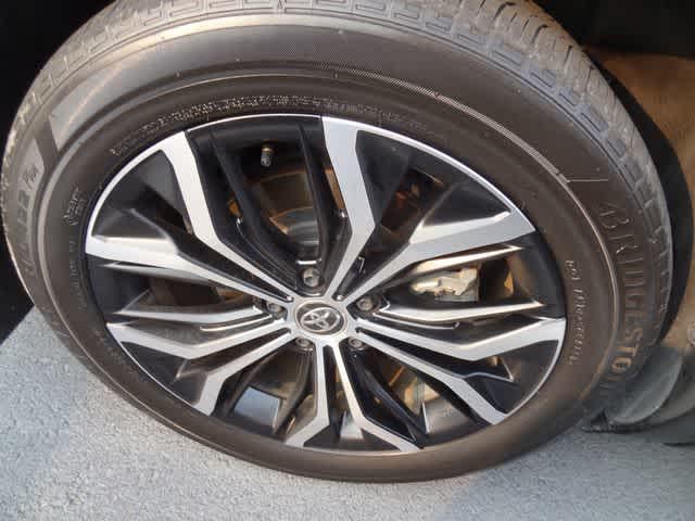 2024 Toyota Crown XLE