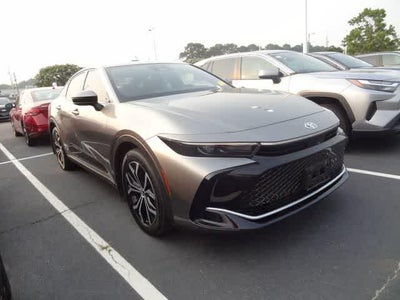 2024 Toyota Crown XLE