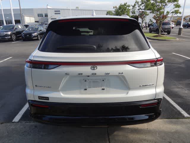 2025 Toyota Crown Signia Limited