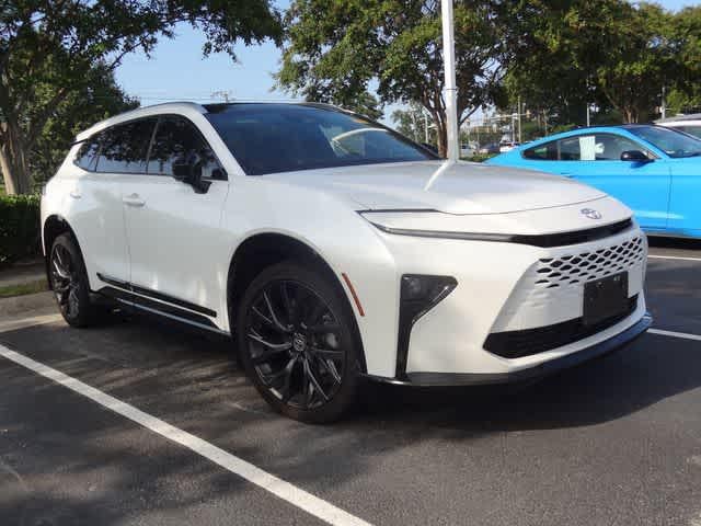 2025 Toyota Crown Signia Limited