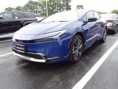 2025 Toyota Prius XLE