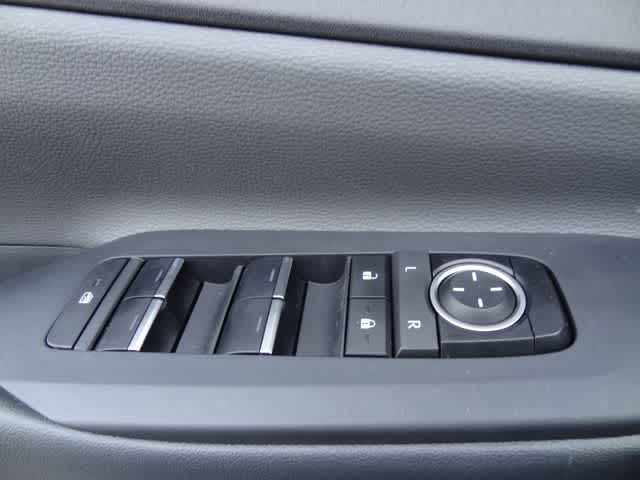 2025 Toyota Prius XLE