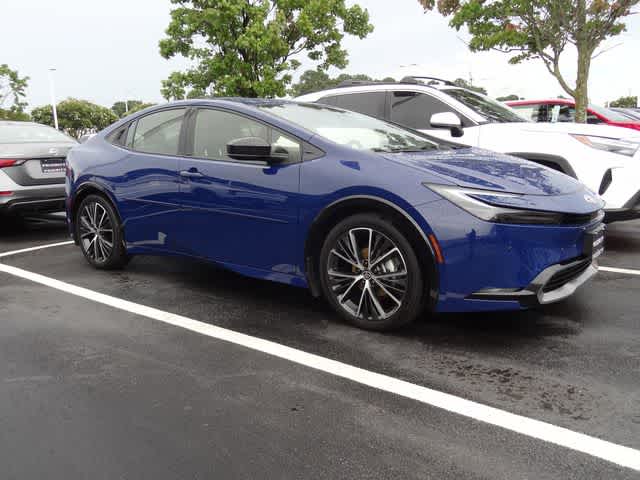 2025 Toyota Prius XLE