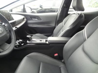 2025 Toyota Prius XLE