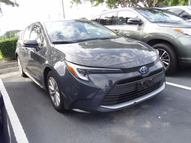 2025 Toyota Corolla Hybrid XLE