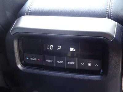 2024 Toyota Land Cruiser 4WD (Natl)