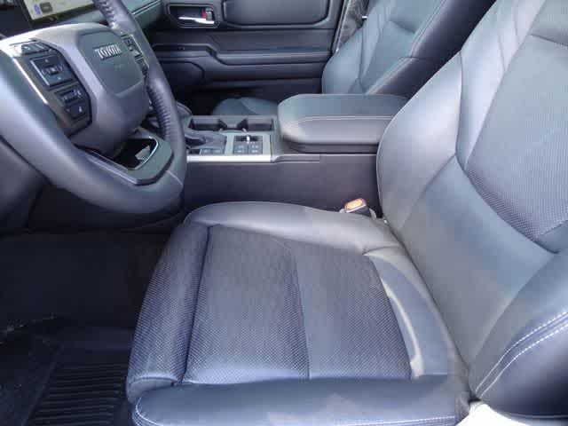 2024 Toyota Land Cruiser 4WD (Natl)