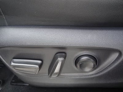 2024 Toyota Land Cruiser 4WD (Natl)