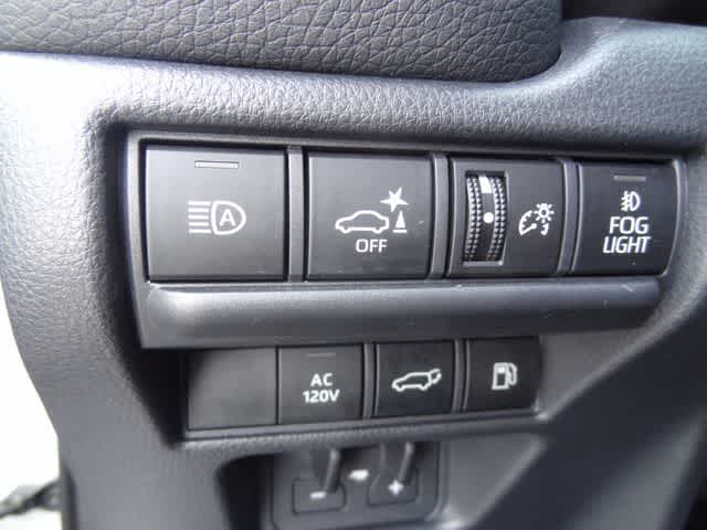 2024 Toyota Land Cruiser 4WD (Natl)