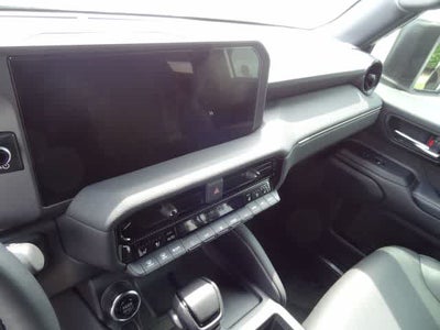 2024 Toyota Land Cruiser 4WD (Natl)