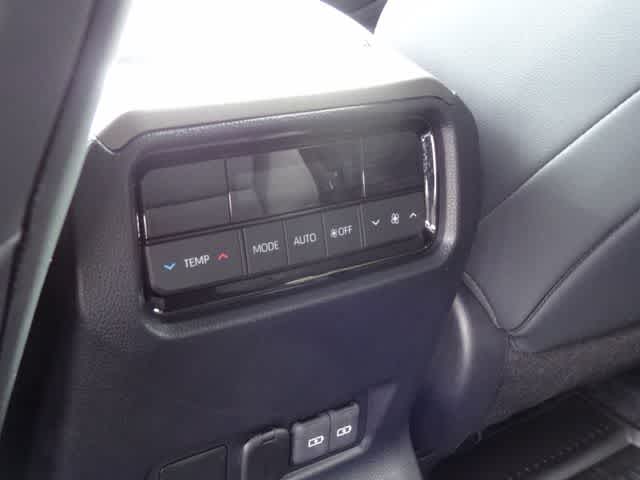 2024 Toyota Land Cruiser 4WD (Natl)