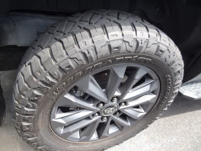 2024 Toyota Land Cruiser 4WD (Natl)