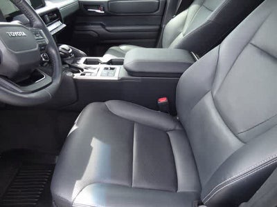 2024 Toyota Land Cruiser 4WD (Natl)