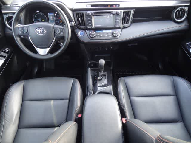 2018 Toyota RAV4 Hybrid SE