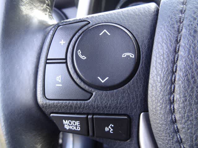 2018 Toyota RAV4 Hybrid SE