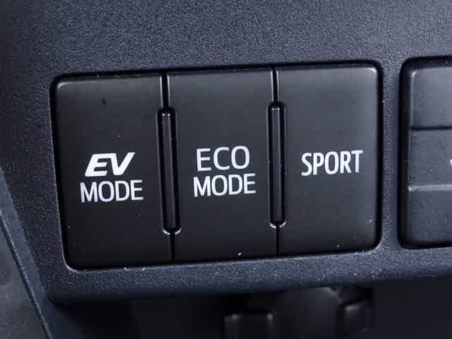 2018 Toyota RAV4 Hybrid SE