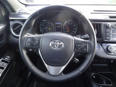2018 Toyota RAV4 Hybrid SE