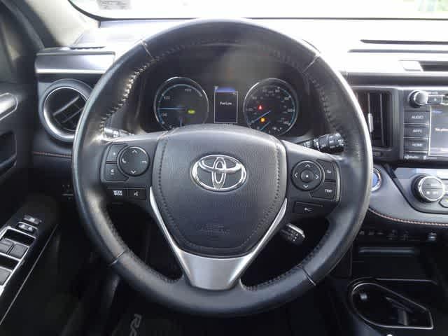 2018 Toyota RAV4 Hybrid SE