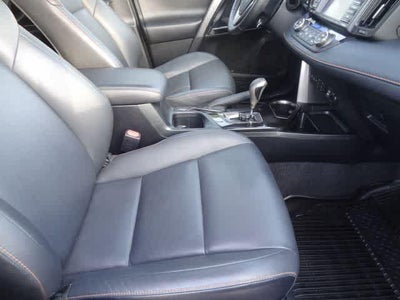 2018 Toyota RAV4 Hybrid SE