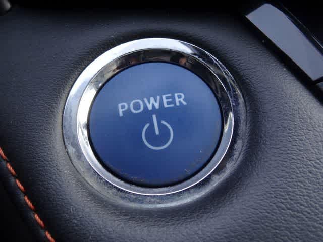 2018 Toyota RAV4 Hybrid SE
