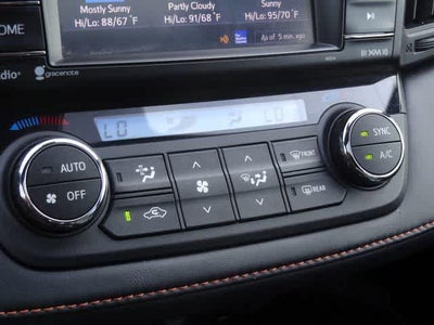 2018 Toyota RAV4 Hybrid SE