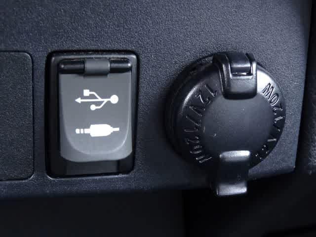2018 Toyota RAV4 Hybrid SE