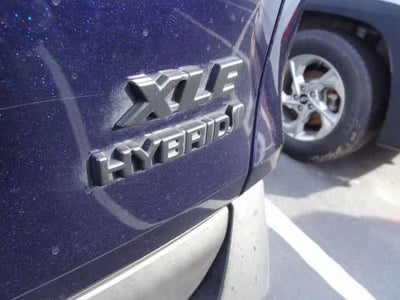 2023 Toyota RAV4 Hybrid XLE