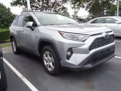 2019 Toyota RAV4 Hybrid XLE