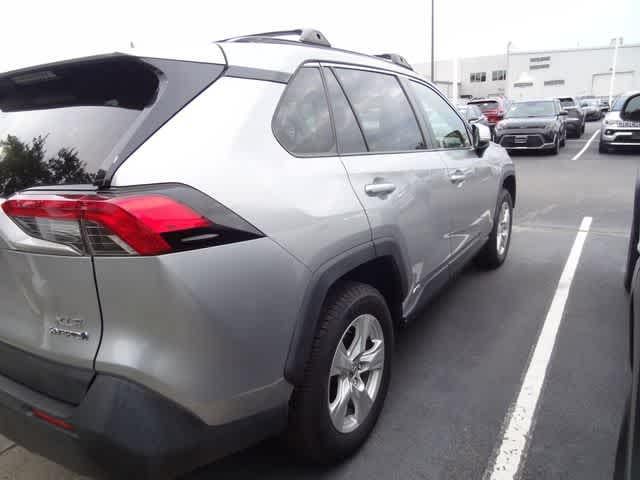 2019 Toyota RAV4 Hybrid XLE