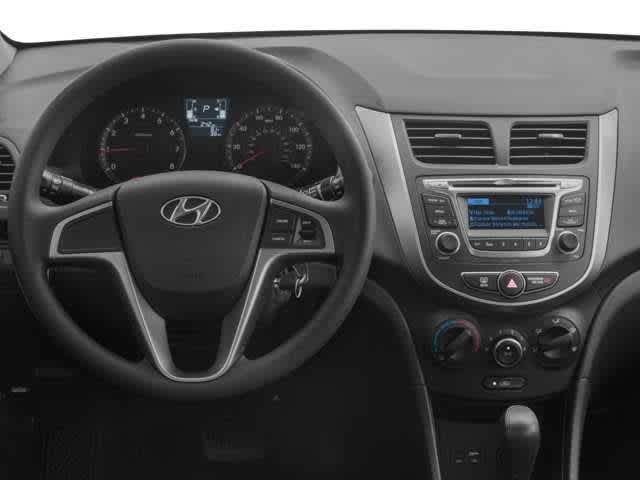 2016 Hyundai Accent 5-Door SE