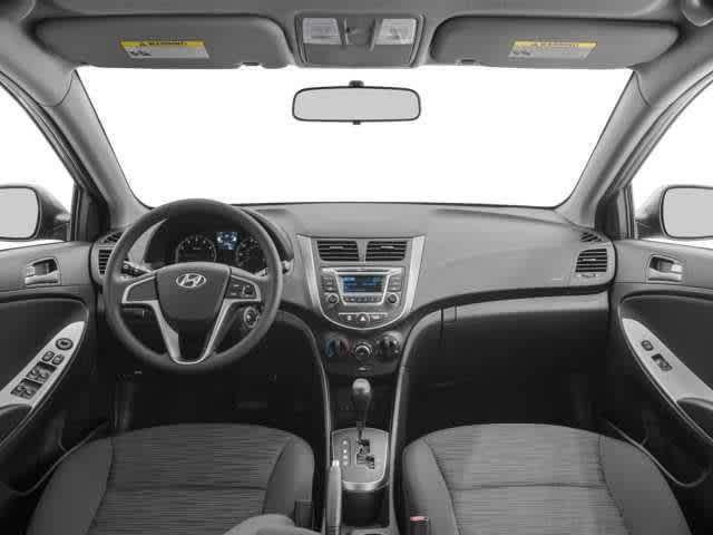 2016 Hyundai Accent 5-Door SE