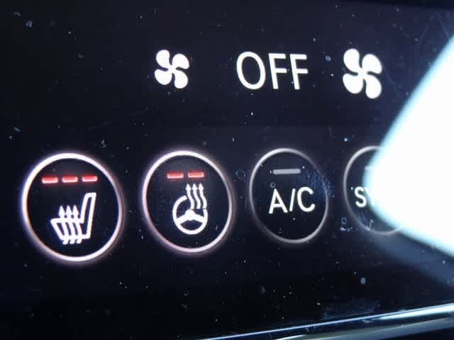 2024 Genesis G70 2.5T