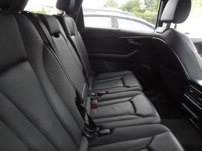 2022 Audi Q7 Premium Plus