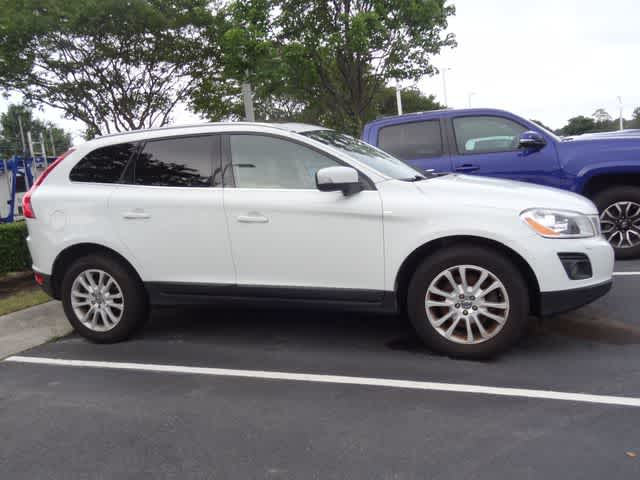 2010 Volvo XC60 Base
